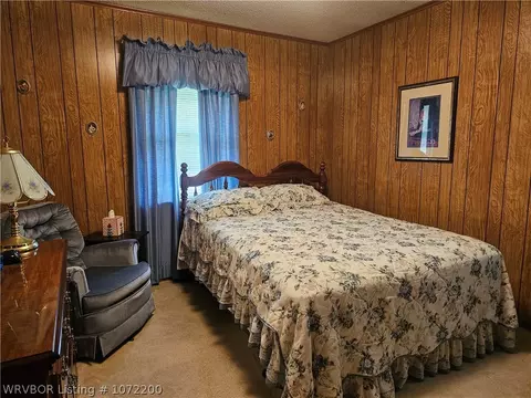 618 Academy St, Paris, AR 72855 photo 10