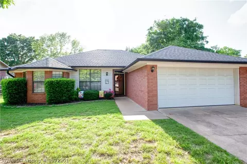 2009 Woodwind Way, Van Buren, AR 72956