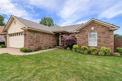 Exterior - 7000 Blackjack Dr, Fort Smith, AR 72916 photo 2 of 15