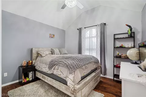 Bedroom - 7000 Blackjack Dr, Fort Smith, AR 72916 photo 4 of 9