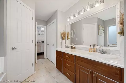 Bath - 7000 Blackjack Dr, Fort Smith, AR 72916 photo 1 of 3