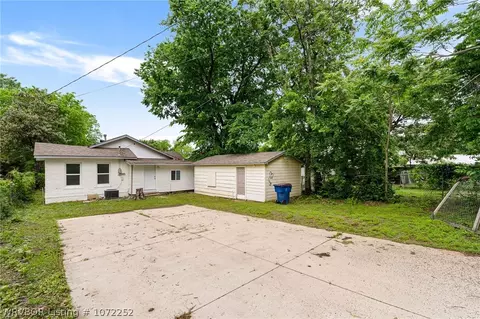 Exterior - 717 S 23rd St, Fort Smith, AR 72901 photo 5 of 7