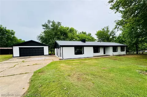 106 Dillon Cir, Pocola, OK 74902