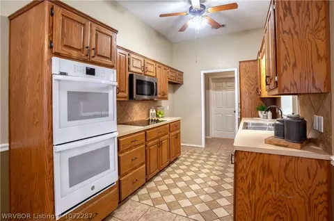 9804 E Pointe Dr, Fort Smith, AR 72903 photo 9