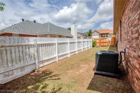 9804 E Pointe Dr, Fort Smith, AR 72903 photo 26