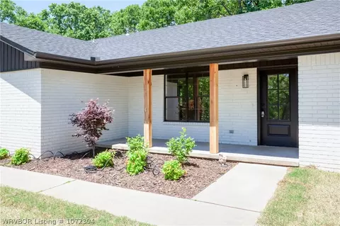 2915 Bear Hollow Rd, Fort Smith, AR 72916 photo 4