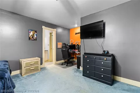 Bedroom - 136 E Highway 252, Huntington, AR 72940 photo 4 of 8
