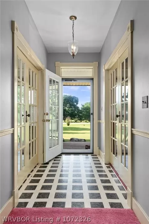 Entry Way - 136 E Highway 252, Huntington, AR 72940 photo 1 of 1