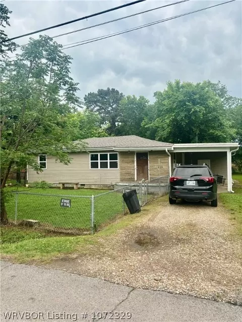 604 Oklahoma Ave, Poteau, OK 74953