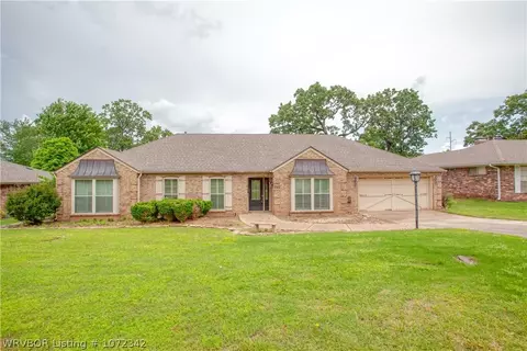 7515 Oxford Pl, Fort Smith, AR 72903