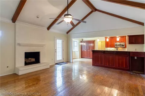 Living - 7515 Oxford Pl, Fort Smith, AR 72903 photo 1 of 3