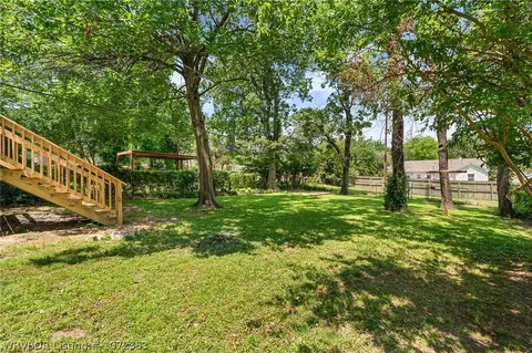 Exterior - 2509 S M St, Fort Smith, AR 72901 photo 5 of 8
