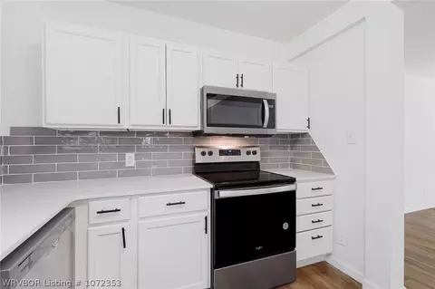 Kitchen - 2509 S M St, Fort Smith, AR 72901 photo 1 of 3