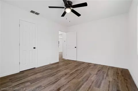 Bedroom - 2509 S M St, Fort Smith, AR 72901 photo 4 of 9