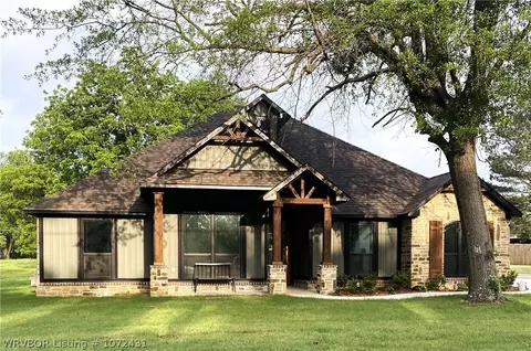 619 Bell Rd, Greenwood, AR 72936