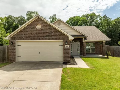 2008 Scarlet Oak Dr, Van Buren, AR 72956