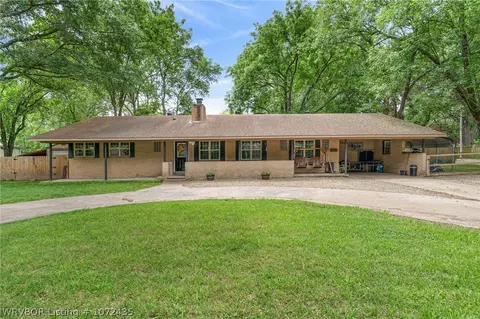 402 E Ida Ave, Sallisaw, OK 74955