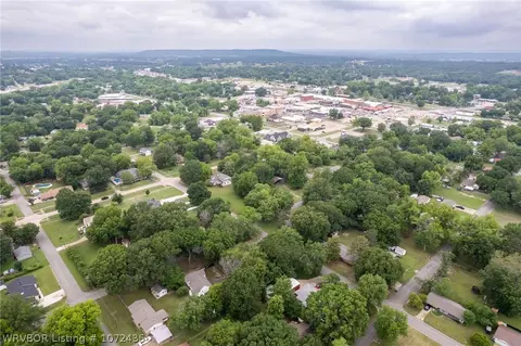 View/Area - 402 E Ida Ave, Sallisaw, OK 74955 photo 5 of 6