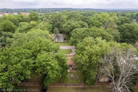 View/Area - 402 E Ida Ave, Sallisaw, OK 74955 photo 2 of 6