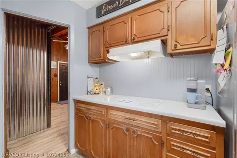 Kitchen - 402 E Ida Ave, Sallisaw, OK 74955 photo 3 of 3