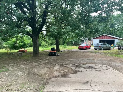Exterior - 24010 Highway 45, Hackett, AR 72937 photo 2 of 3