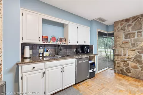 Kitchen - 2916 Kells Abbey, Fort Smith, AR 72908 photo 1 of 1