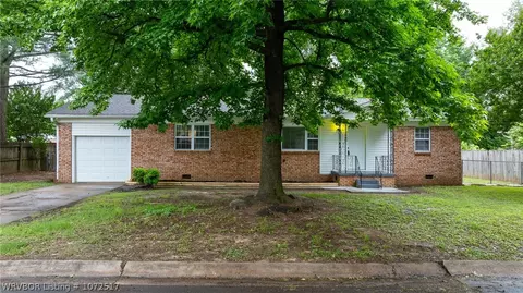 7604 Cheryl Ln, Fort Smith, AR 72908