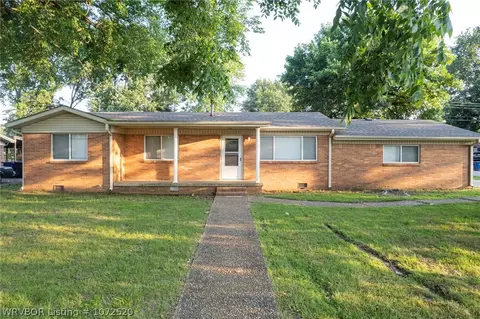 100 Martin Cir, Fort Smith, AR 72908 photo 1