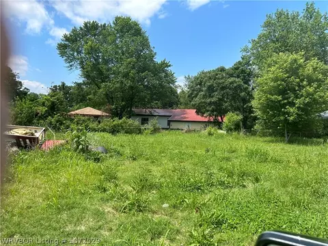 24008 E 570 Rd, Colcord, OK 74338