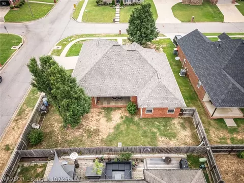 View/Area - 2011 Sitka Ln, Barling, AR 72923 photo 1 of 5