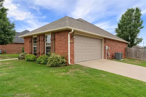 Exterior - 2011 Sitka Ln, Barling, AR 72923 photo 9 of 9