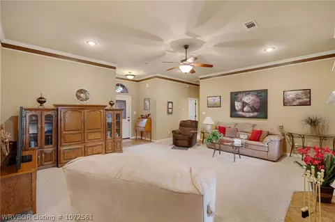 Living - 2011 Sitka Ln, Barling, AR 72923 photo 3 of 3