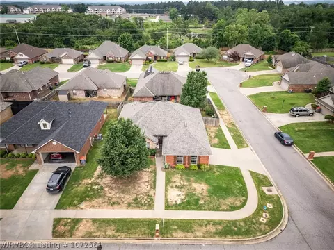 View/Area - 2011 Sitka Ln, Barling, AR 72923 photo 4 of 5