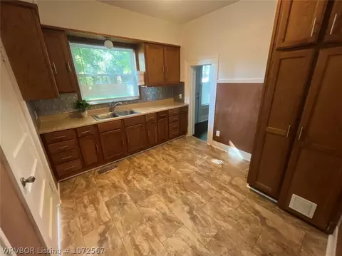 401 N 20th St, Fort Smith, AR 72901 photo 21
