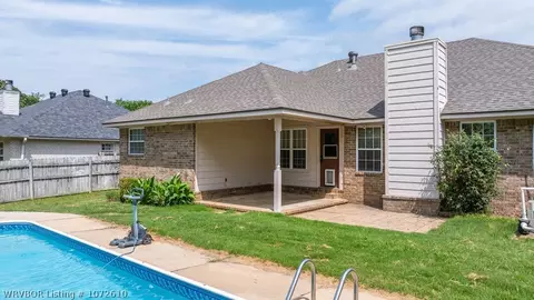 9604 E Pointe Dr, Fort Smith, AR 72903 photo 4