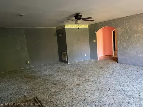 Living - 465614 E 1095, Gans, OK 74936 photo 2 of 4