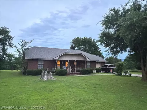 108 Tupelo St, Hartford, AR 72938 photo 2