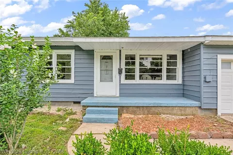 3806 Ridgeway Dr, Fort Smith, AR 72904