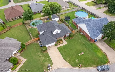 View/Area - 1504 Rutgers Cir, Fort Smith, AR 72908 photo 2 of 3