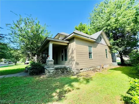 705 N 18th St, Fort Smith, AR 72901 photo 3