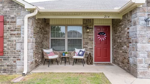 214 Legacy Dr, Barling, AR 72923