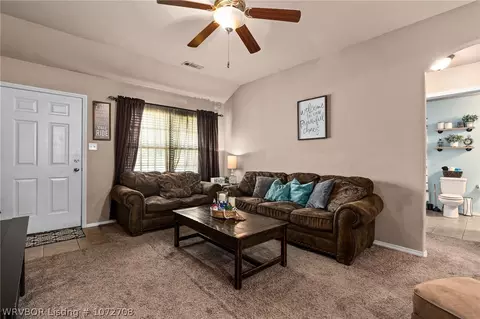 214 Legacy Dr, Barling, AR 72923 photo 4