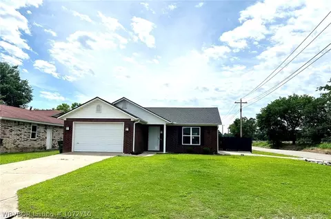 1121 Green St, Sallisaw, OK 74955