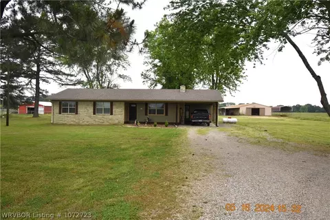 105224 S 4670 Rd, Sallisaw, OK 74955