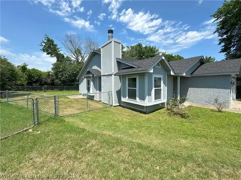 3220 S 68th Cir, Fort Smith, AR 72903 photo 8