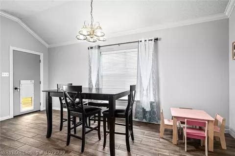 909 N 2nd Ter, Barling, AR 72923 photo 9