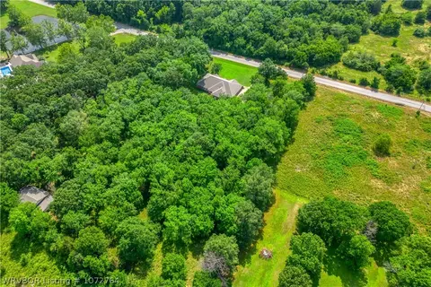 View/Area - 12601 Parnell Ln, Fort Smith, AR 72916 photo 2 of 8