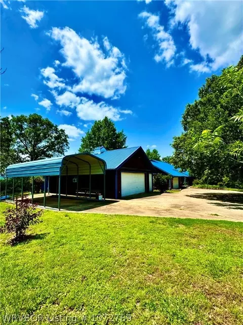 37818 Springhill Rd, Howe, OK 74940