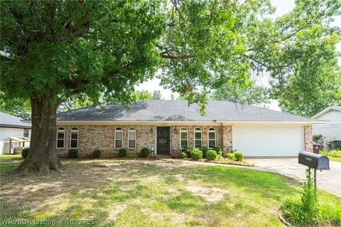 6400 Atlanta St, Fort Smith, AR 72903