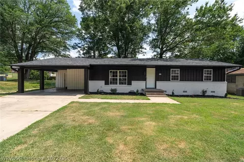 2108 Boston St, Fort Smith, AR 72901